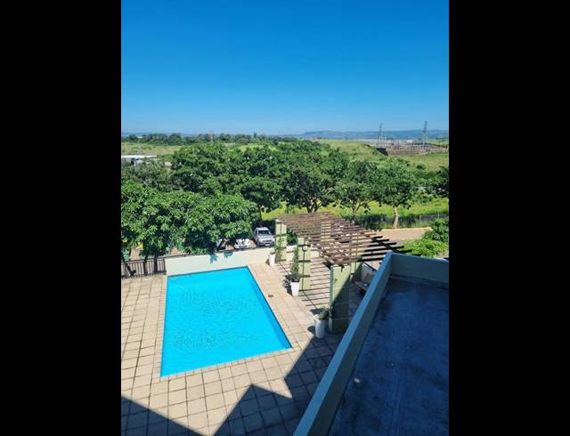 2 BEDROOM APARTMENT FOR SALE IN UMHLANGA RIDGE